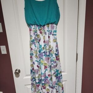 Womans dress size 4